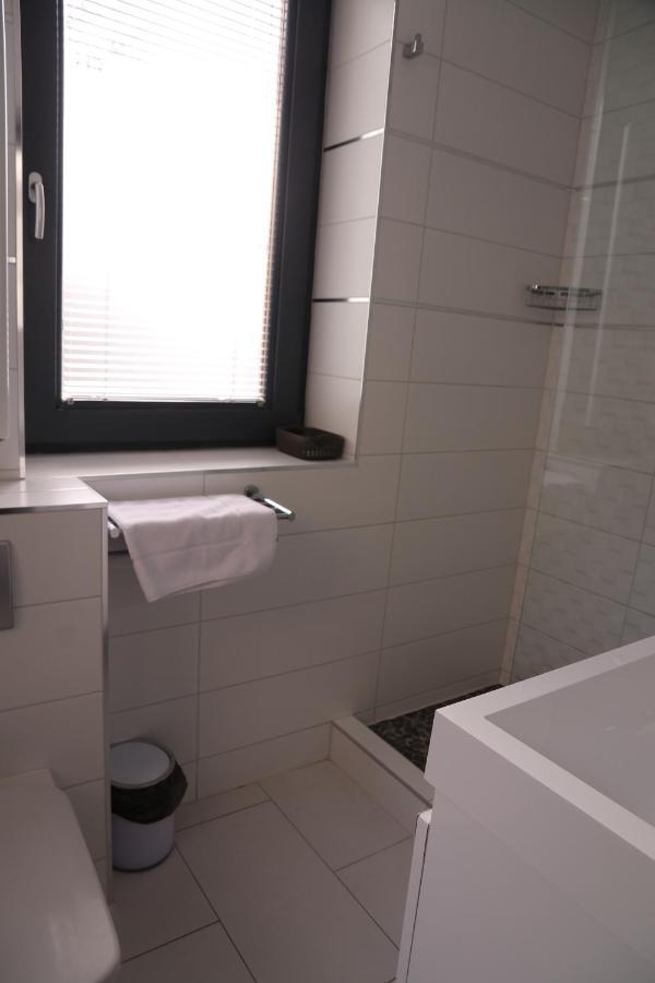 Hr Apartmanhaz إغير المظهر الخارجي الصورة