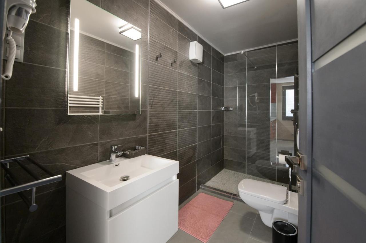 Hr Apartmanhaz إغير المظهر الخارجي الصورة