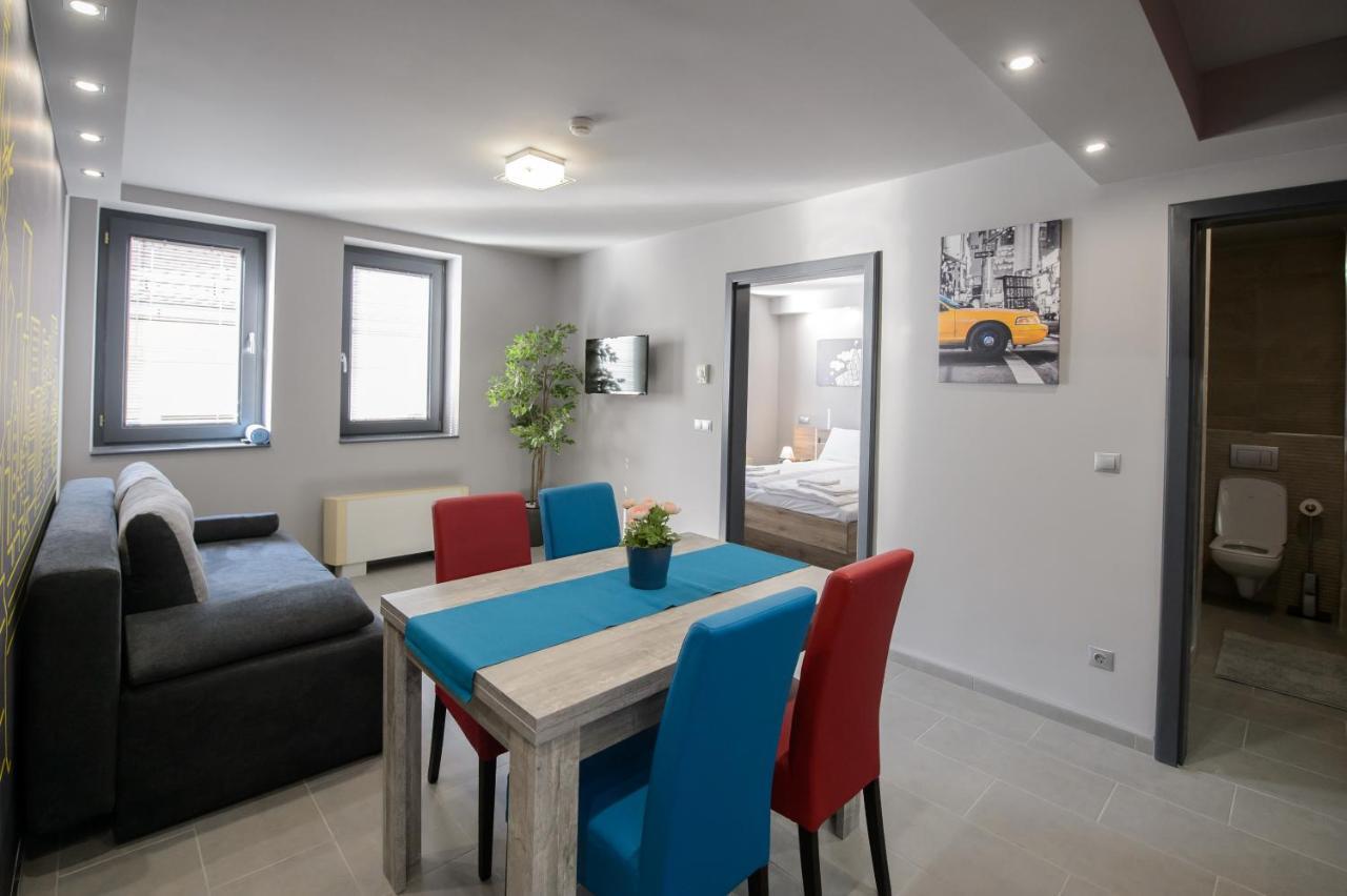 Hr Apartmanhaz إغير المظهر الخارجي الصورة