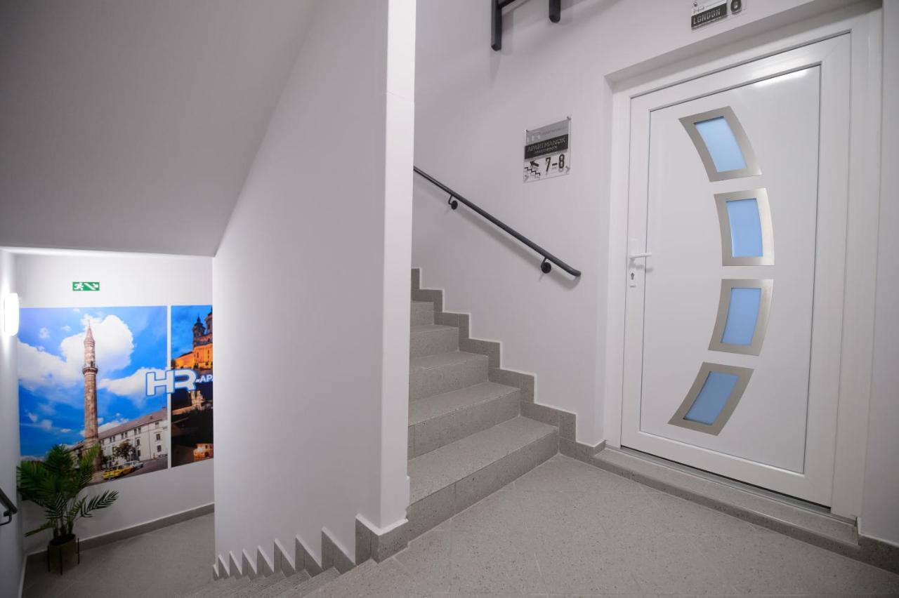 Hr Apartmanhaz إغير المظهر الخارجي الصورة