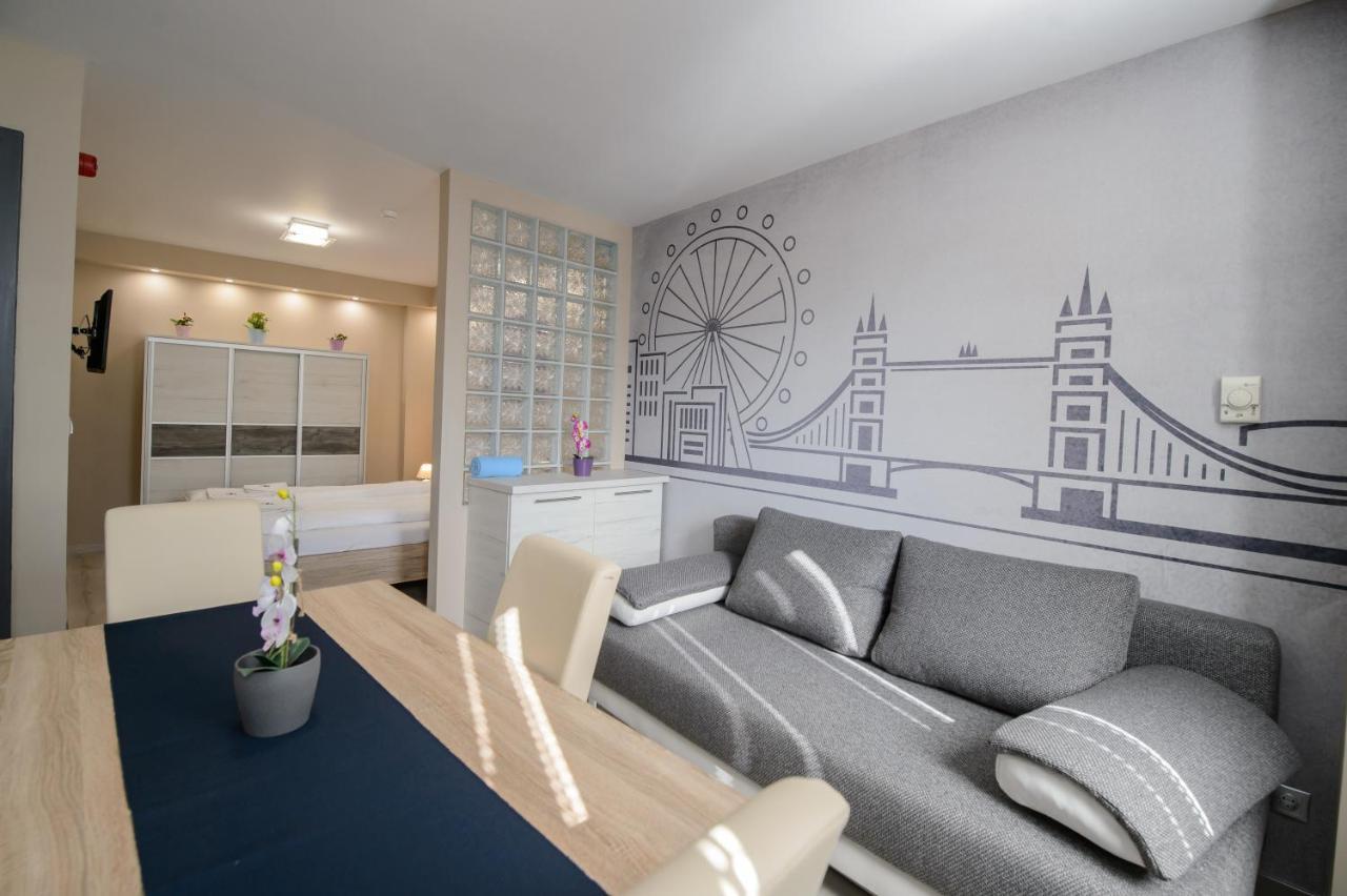 Hr Apartmanhaz إغير المظهر الخارجي الصورة
